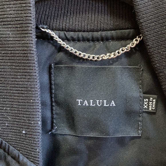 Black Aritizia TALULA bomber jacket in XS - Picture 3 of 6